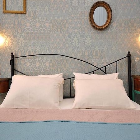 Terrace Garden Boutique Hotel ティビリシ エクステリア 写真