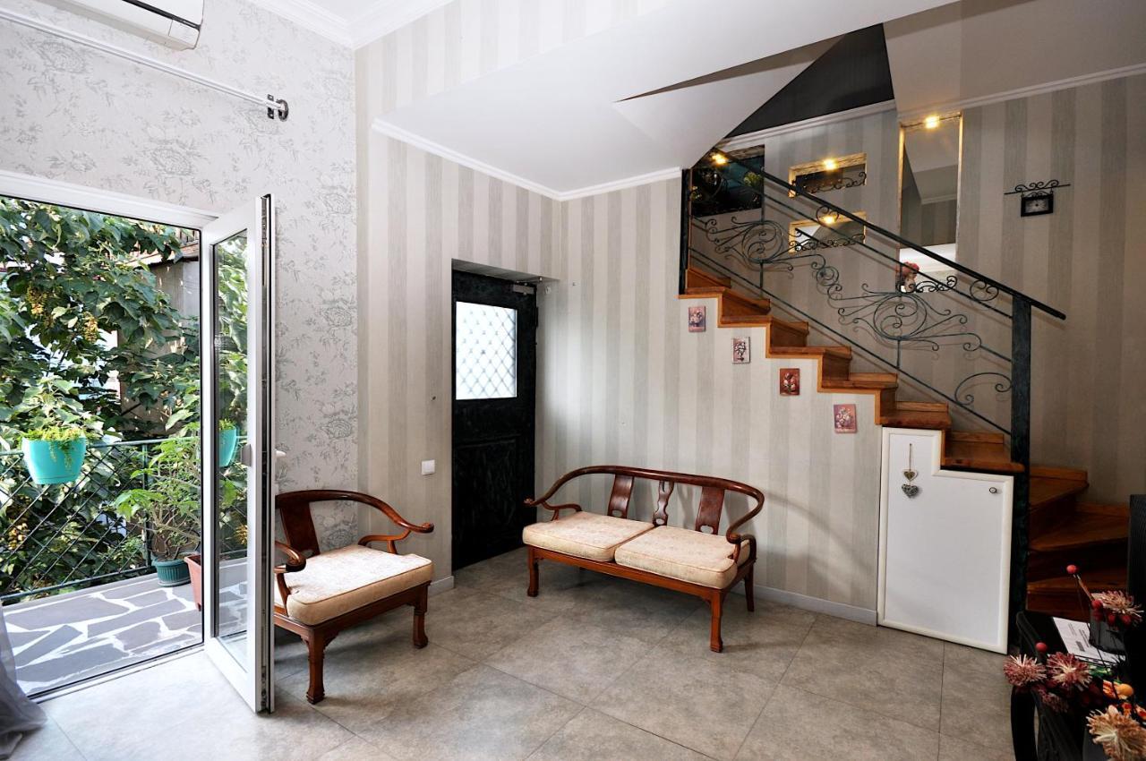 Terrace Garden Boutique Hotel ティビリシ エクステリア 写真