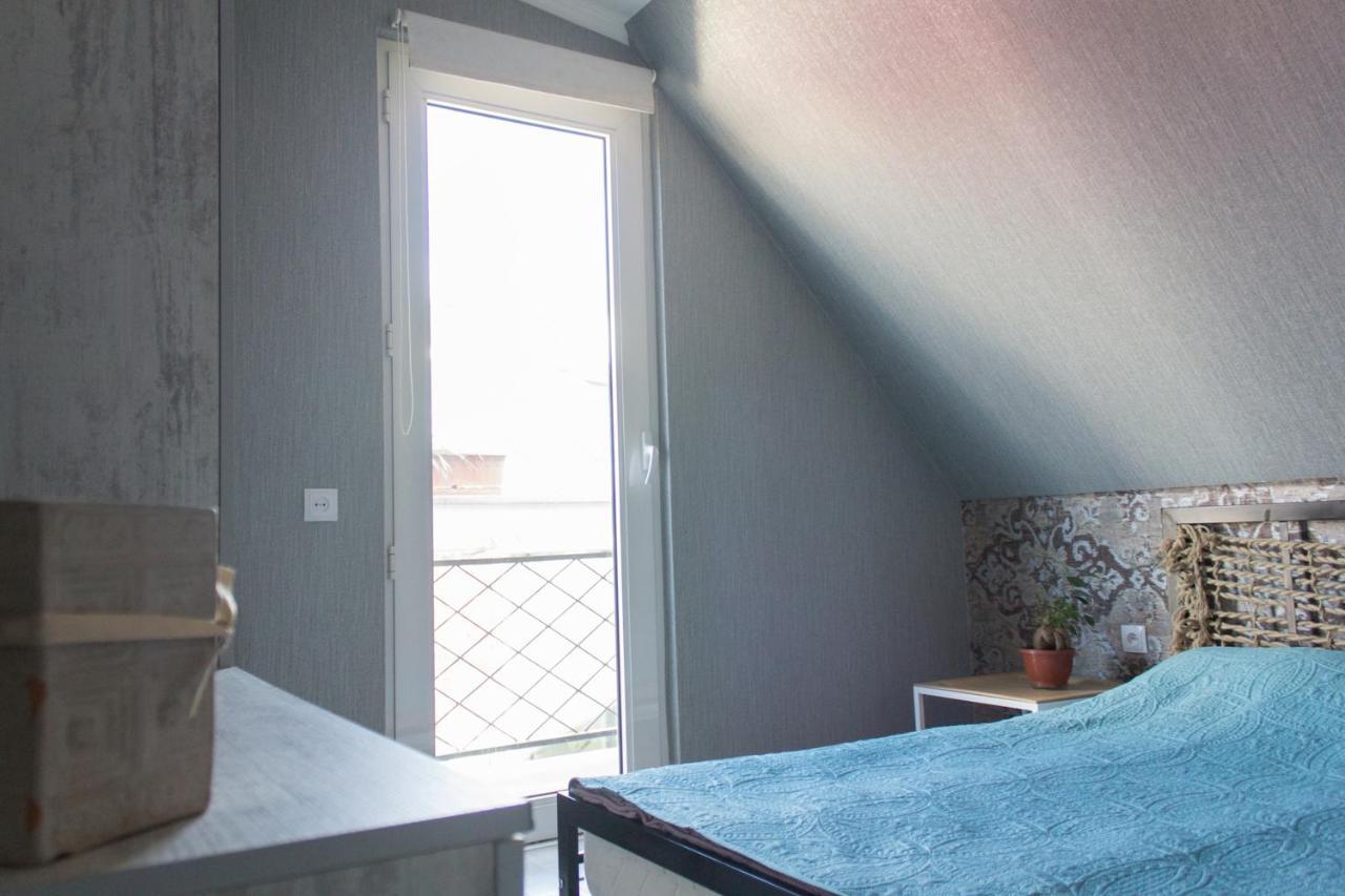 Terrace Garden Boutique Hotel ティビリシ 部屋 写真